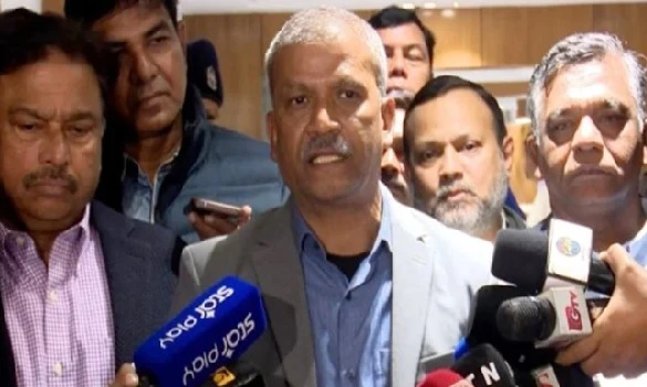 ক্রিকেটারদের নিরাপত্তা ও দেশের সম্মান রক্ষায় কোনো ছাড় নয়: আসিফ নজরুল